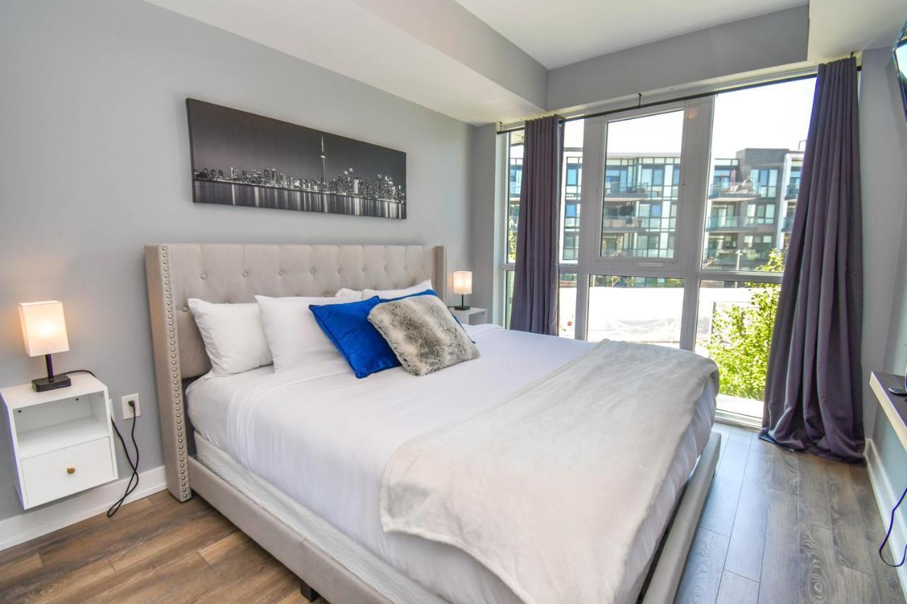 Pet Friendly Condos At Friday Harbour Innisfil Екстер'єр фото