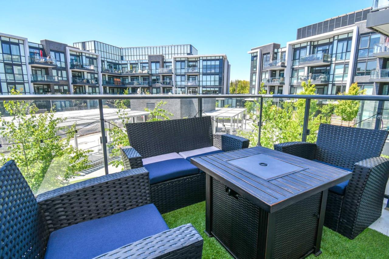 Pet Friendly Condos At Friday Harbour Innisfil Екстер'єр фото
